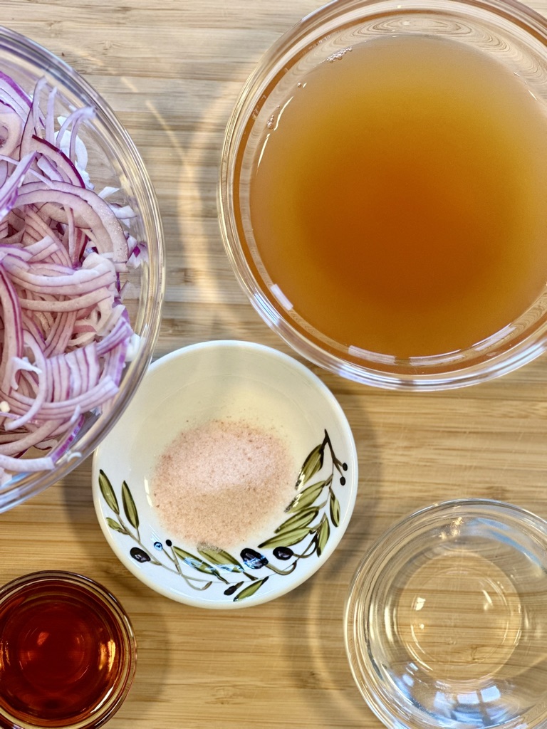 pickled red onion ingredients